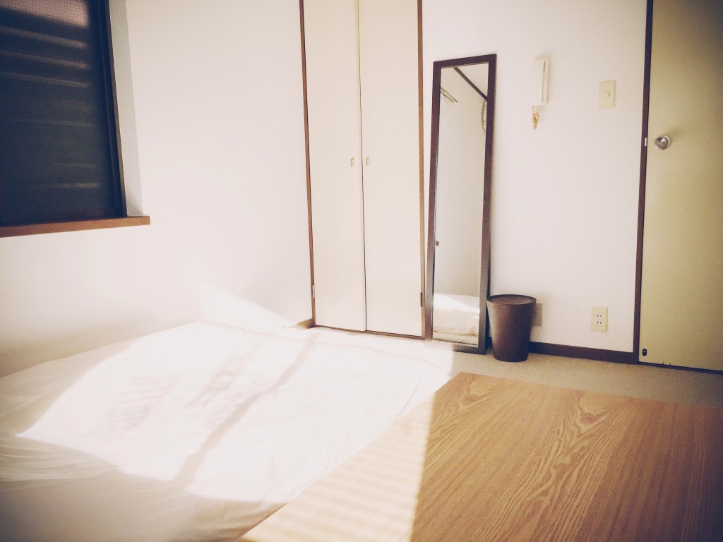 ミニマリスト 部屋 ミニマリスト 部屋