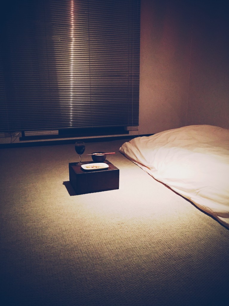 ミニマリスト 部屋 ミニマリスト 部屋